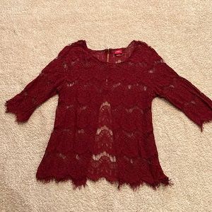 Women’s Daytrip 3/4 sleeve lace top size XL maroon shirt
